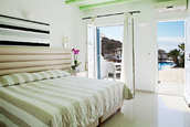 szállodában szálljak meg vagy airbnbben? Airbnn vagy hotel a jobb?