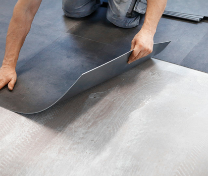 padló felújítás ragasztós spc padlóval